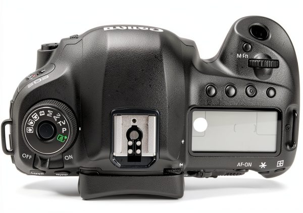 Canon EOS 5D Mark IV DSLR Camera 30MP Full Frame Sensor 61 Point AF-2